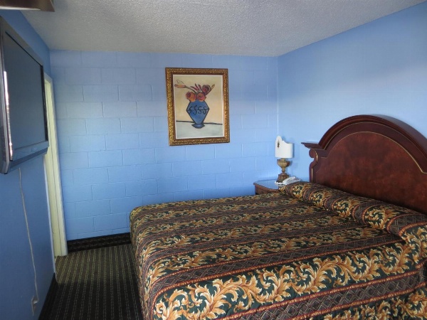 A Fisher's Inn Motel image 30